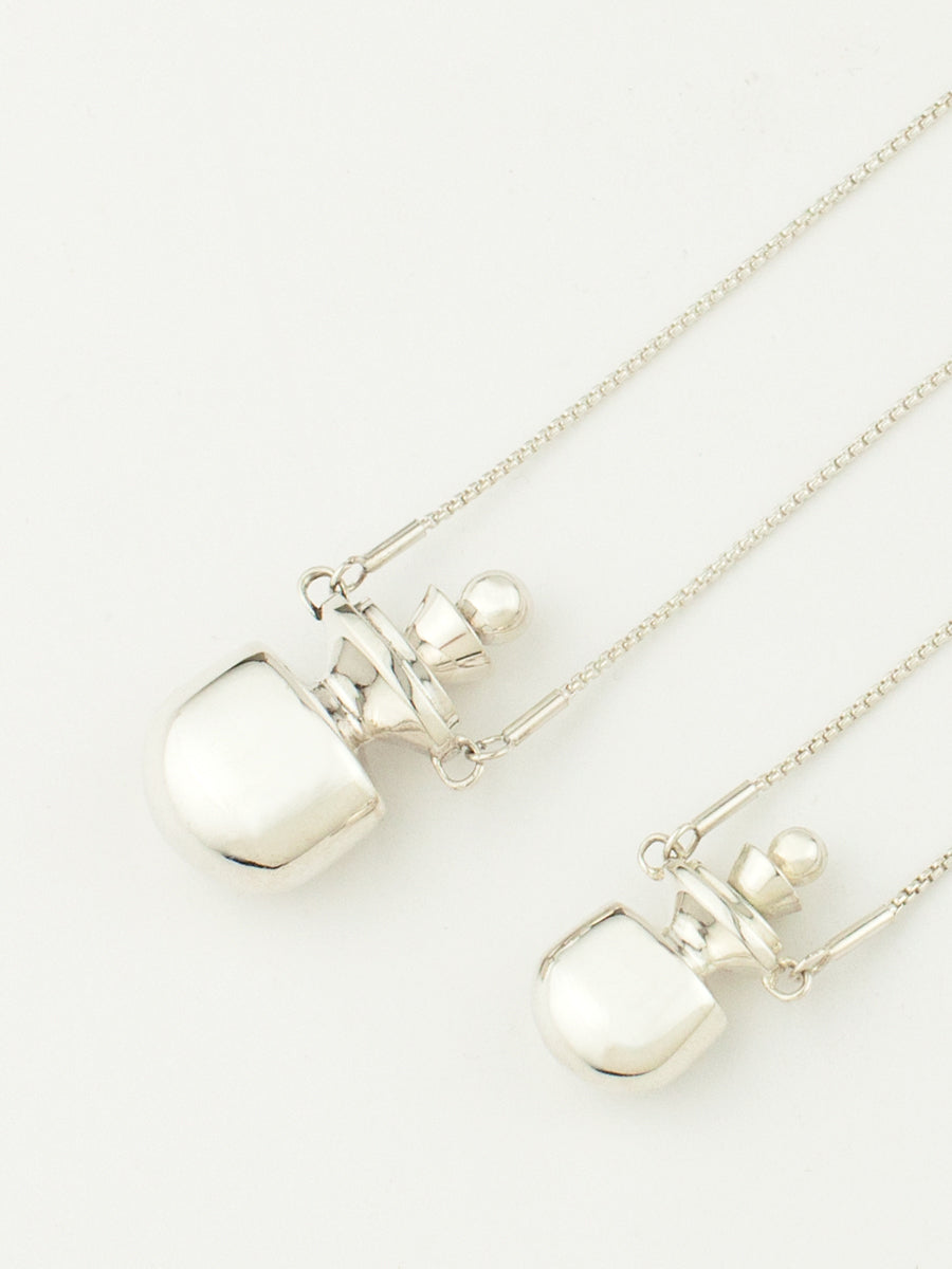 MOYENNE PERFUME BOTTLE NECKLACE