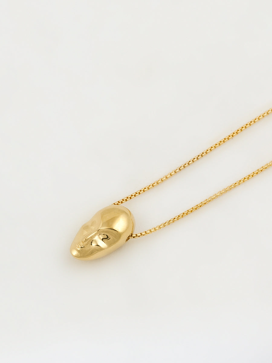 Small Sleeping Muse Necklace Vermeil