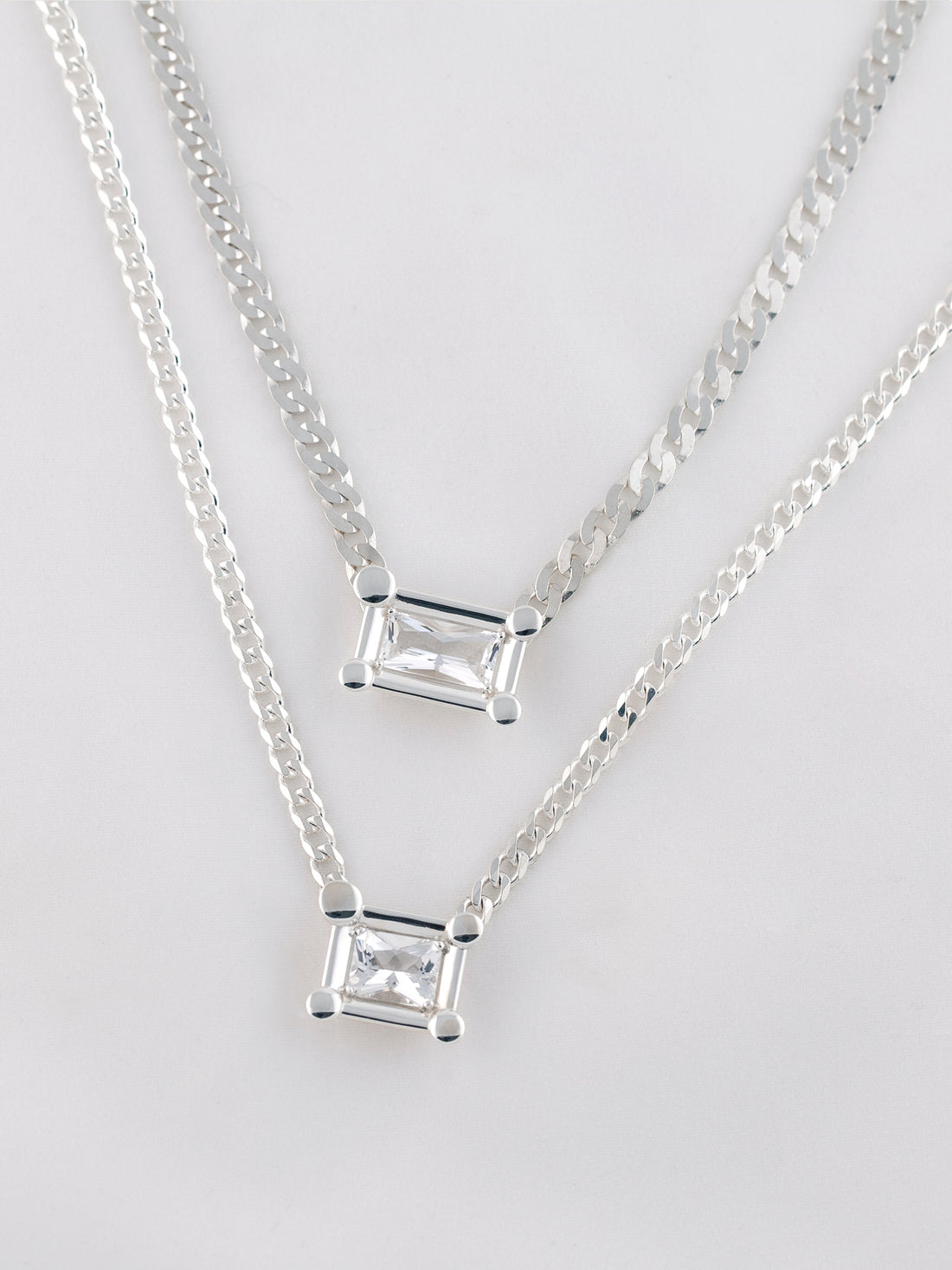 Tesse Oblong Necklace