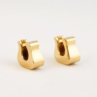 Hoof Earrings Vermeil