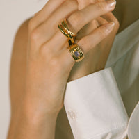 Peekaboo Pinky Ring Vermeil